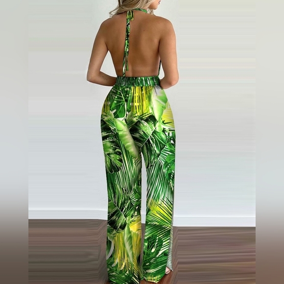 Tropical Print Split Hem Halter Backless Jumpsuit Size Medium - Picture 2 of 3